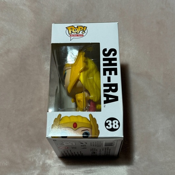 Funko Pop! Retro Classic She-Ra #38 (MOTU) Specialty Series NIB - Picture 4 of 6